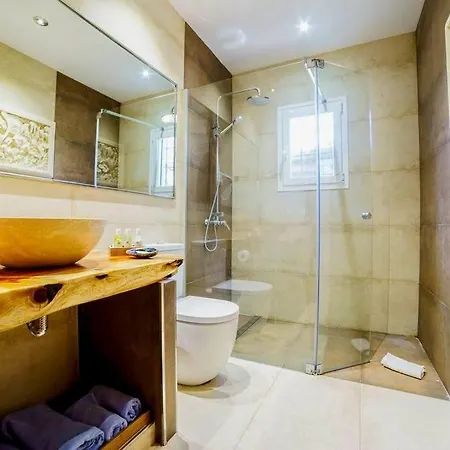 Casa Con Piscina, Jardin Y Juegos Exteriores Holiday home *