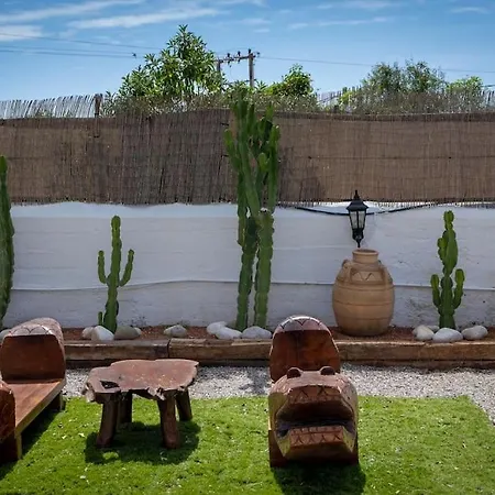 Casa Con Piscina, Jardin Y Juegos Exteriores * Montecristo