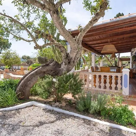 Casa Con Piscina, Jardin Y Juegos Exteriores Holiday home Montecristo